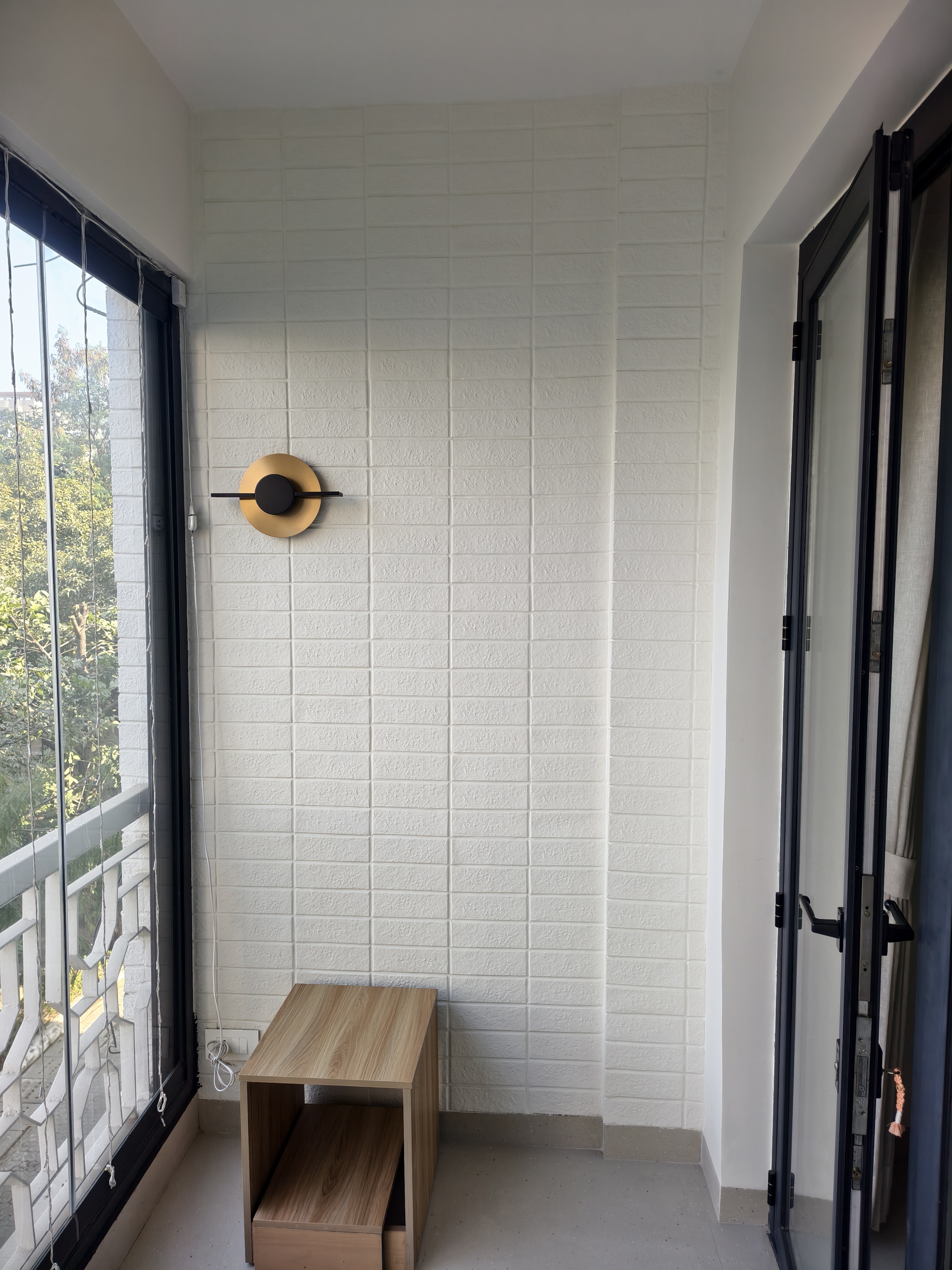 Apartment's Balcony Corner Details